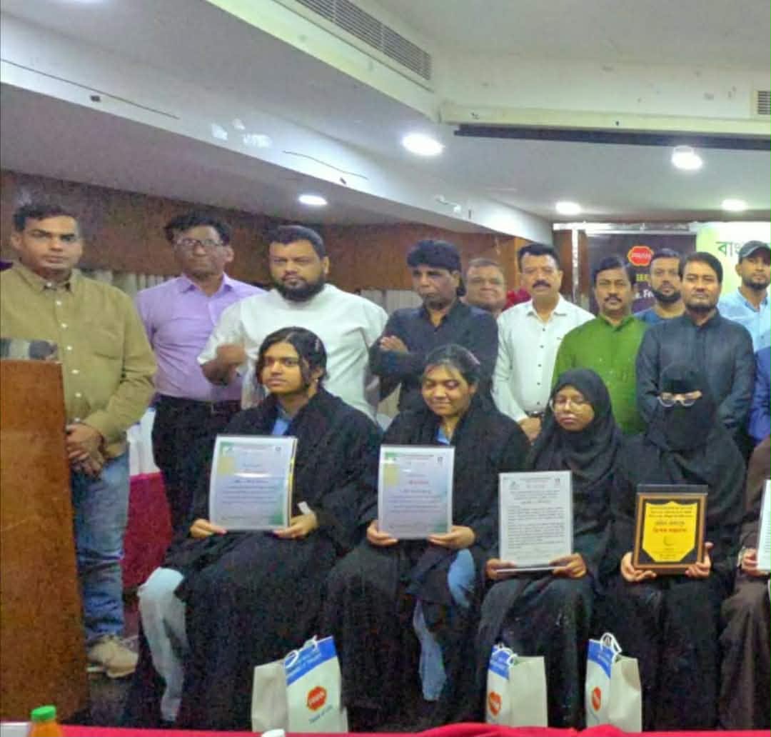 রিয়াদে এসএসসি উত্তীর্ণ শিক্ষার্থীদের সংবর্ধনা দিল বাংলাদেশ গ্রীণ ক্রিসেন্ট সোসাইটি