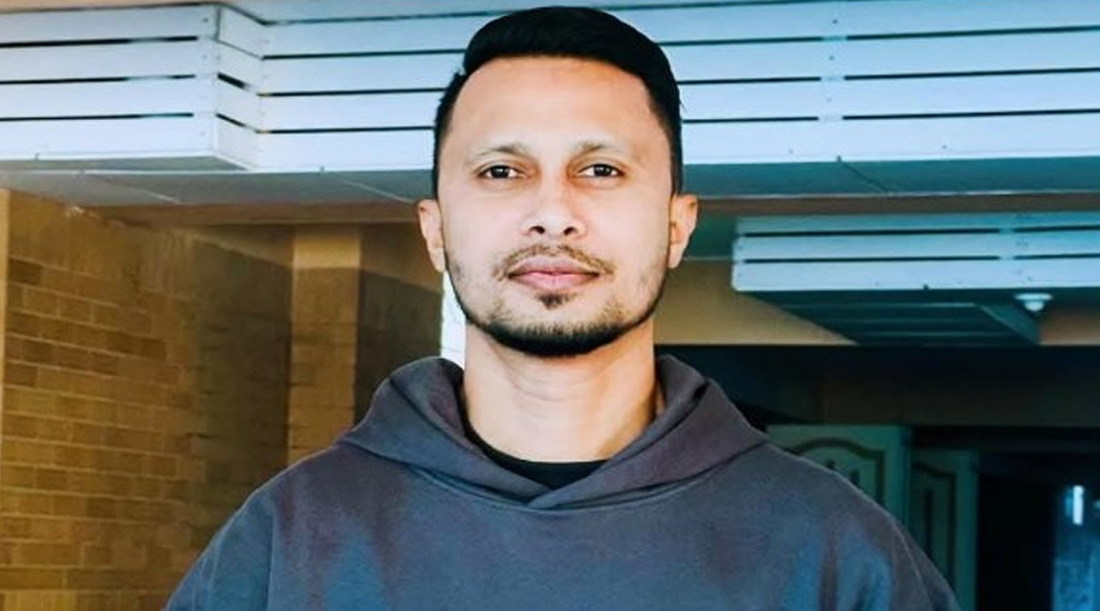 সিলেট বিমানবন্দরে গ্রেপ্তার সুনামগঞ্জ সদর উপজেলা যুবলীগ সভাপতি
